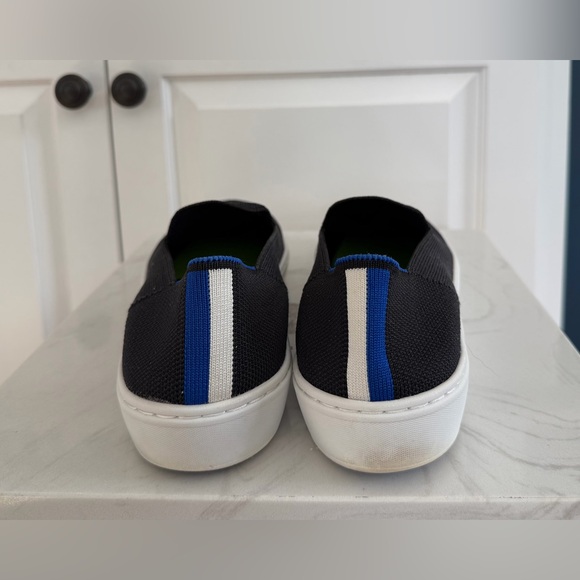 Rothy's The Original Slip On Sneaker in Black, Size 7 - Picture 7 of 16